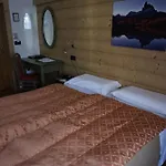 Montana 2*