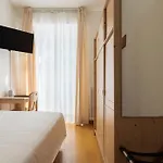 Montana Hotell 2*