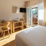 Montana Hotell 2*