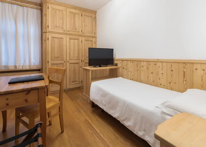 Montana Hotel
