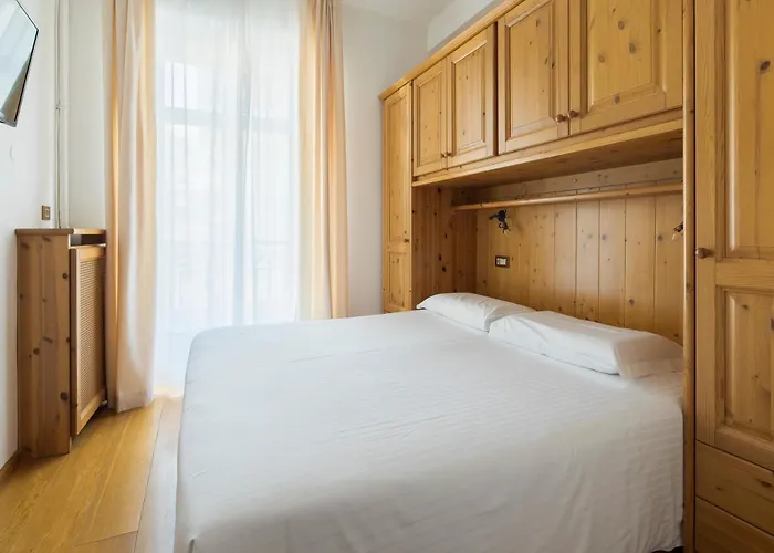 Montana Hotel