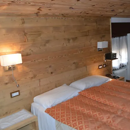 Montana Szálloda 2*