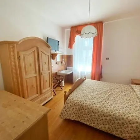 Szálloda Montana 2*
