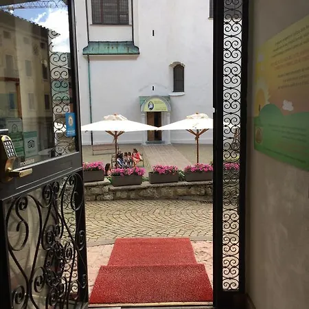 Hotel Montana