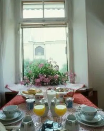 Montana فندق كورتينا دامبيتزو